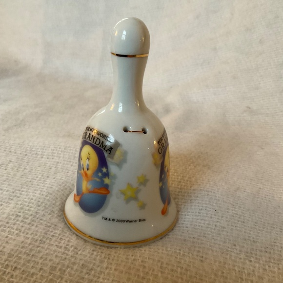 Looney Tunes Tweety Bird Bell “For My Favorite Grandma” Vintage 2000 - Picture 4 of 10